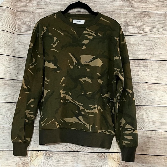 🤎3/$10 Old Navy Camouflage Sweater Size Small - Picture 3 of 8